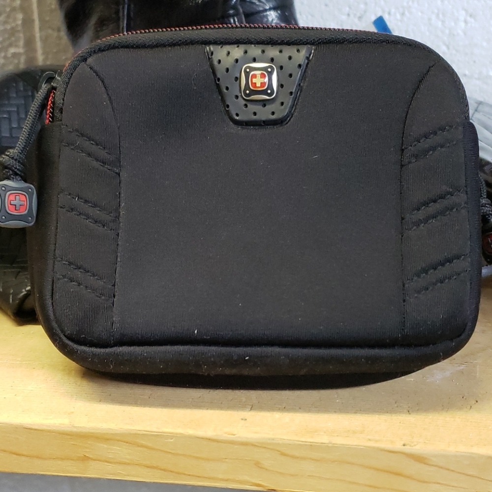 Swiss Gear by Wenger